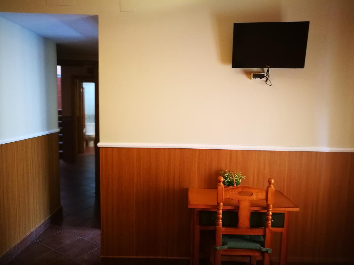 Hostal Hueso Трухильо Экстерьер фото