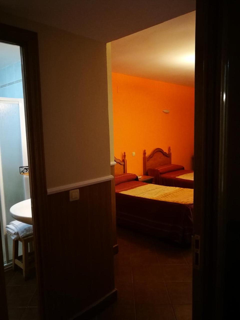 Hostal Hueso Трухильо Экстерьер фото