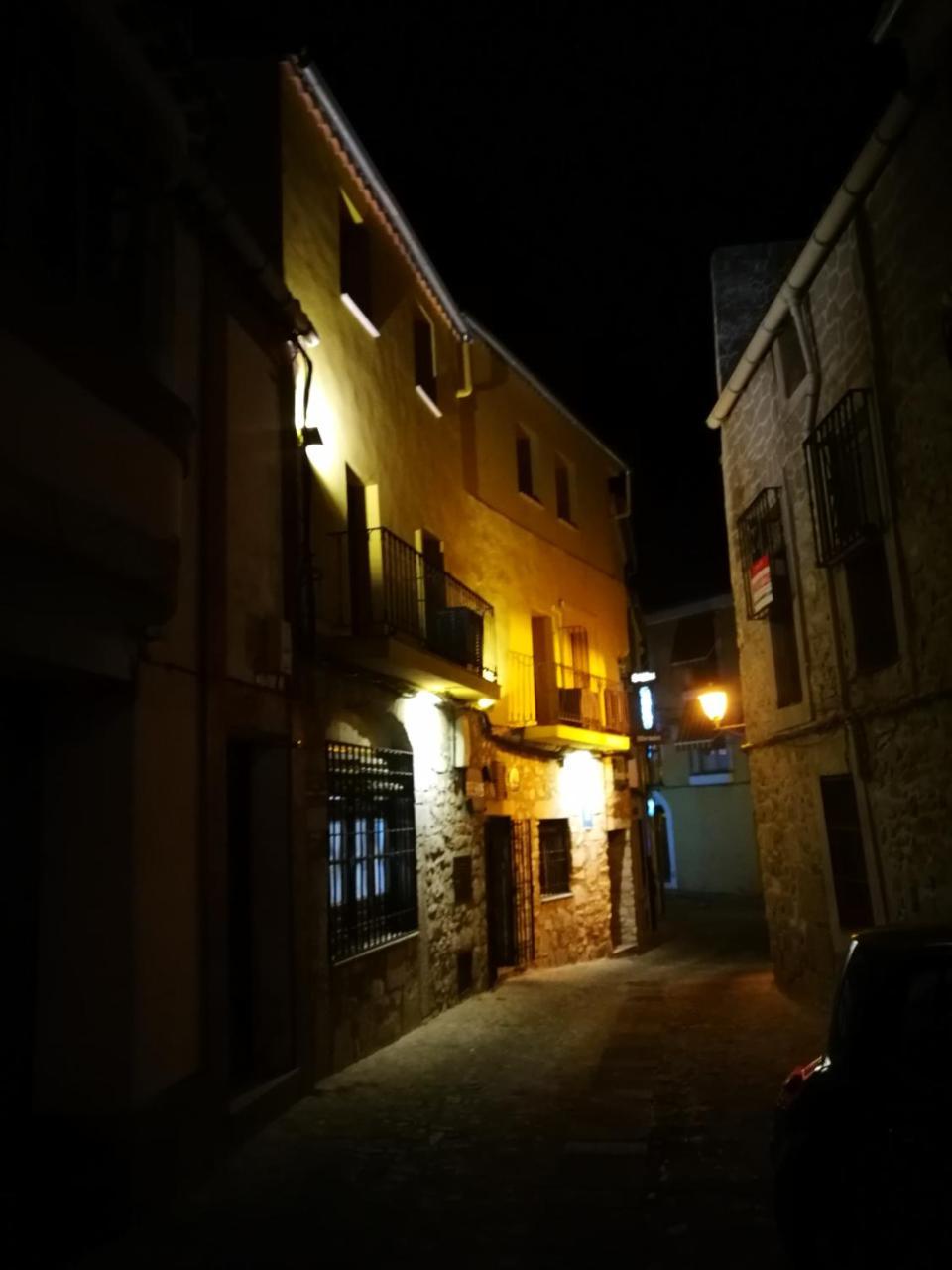Hostal Hueso Трухильо Экстерьер фото